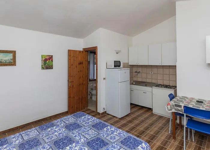 בית נופש Residenza Miramare - Helloelba קאפוליברי