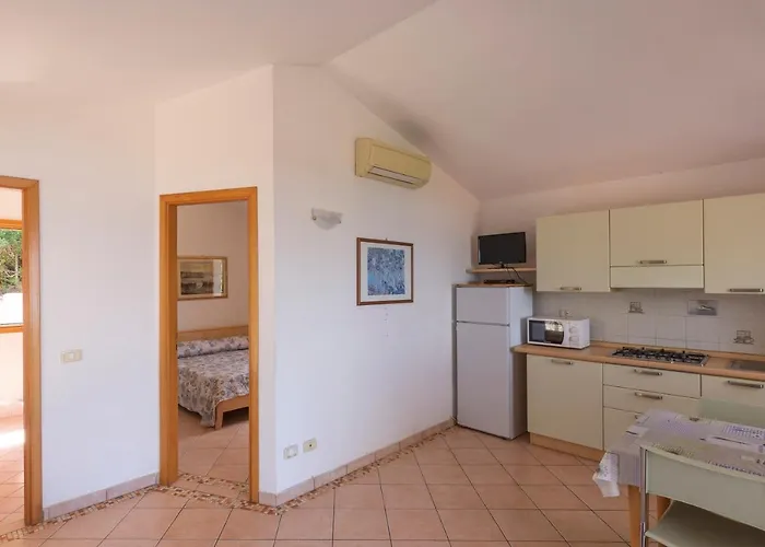 Residenza Miramare - Helloelba בית נופש קאפוליברי